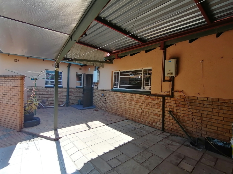 3 Bedroom Property for Sale in Orkney Park North West